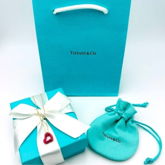 Tiffany & Co. 18K Rose Gold Pink Rhodonite Open Heart Charm Necklace w Packaging - Picture 10 of 10